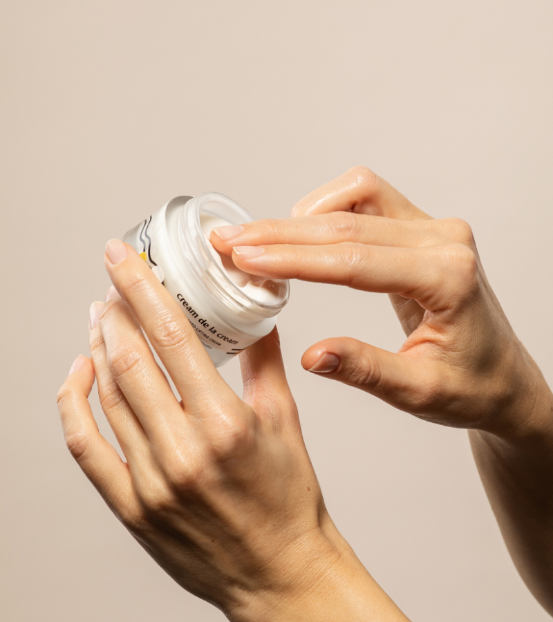 Cream de la Cream: naturalny krem liftingujący do twarzy - Resibo