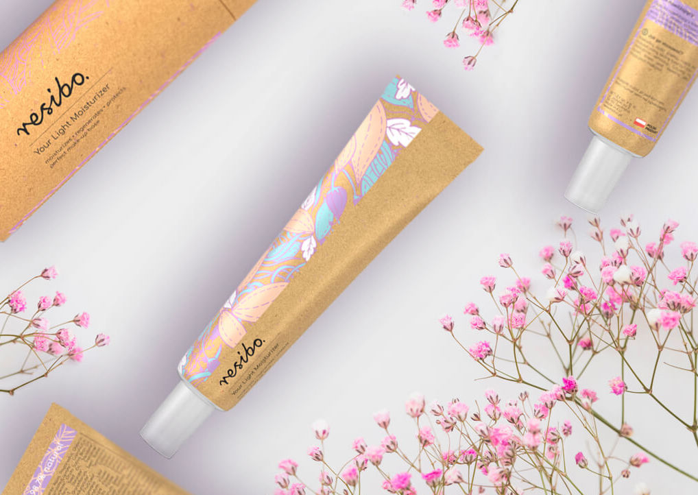 lekki krem nawilzajacy_resibo_love cosmetics awards krem w tubce z różową gipsówką
